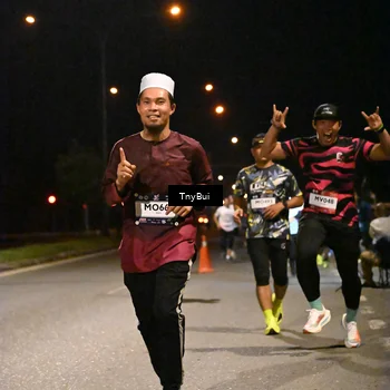 Runner Photo 7752842