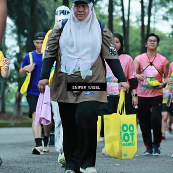 Runner Photo 7752880