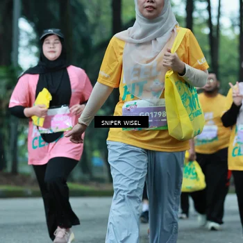 Runner Photo 7752893