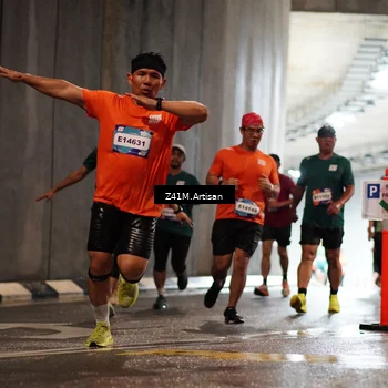 Runner Photo 7752905