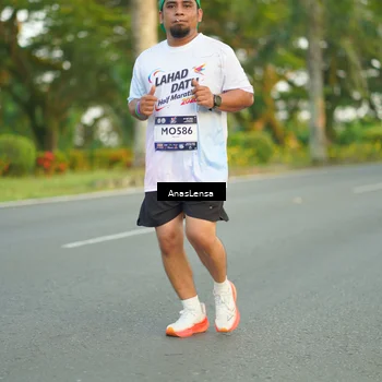Runner Photo 7752918