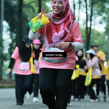Runner Photo 7752934