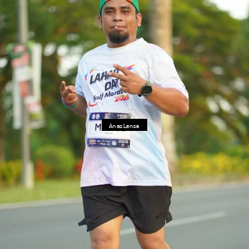 Runner Photo 7752936