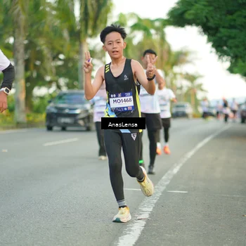 Runner Photo 7752978