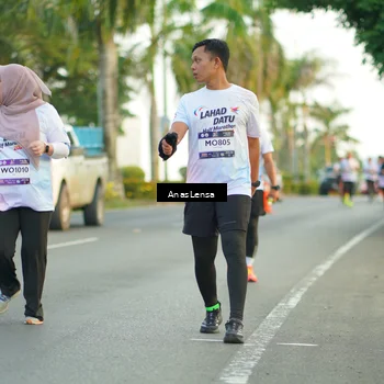 Runner Photo 7752995