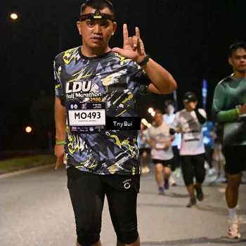 Runner Photo 7753007