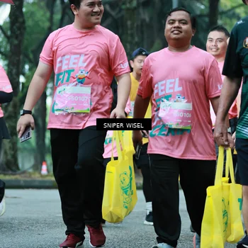 Runner Photo 7753011