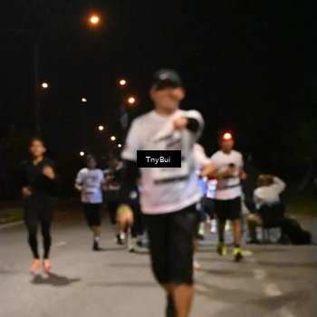 Runner Photo 7753013