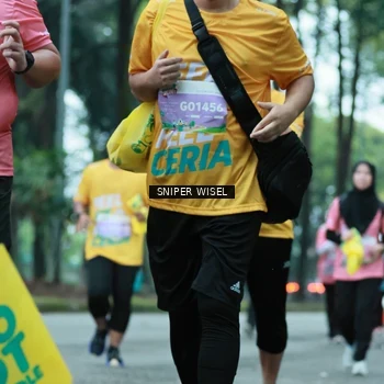 Runner Photo 7753057