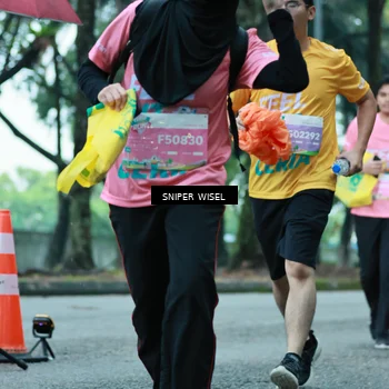 Runner Photo 7753071