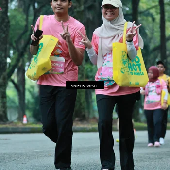 Runner Photo 7753084