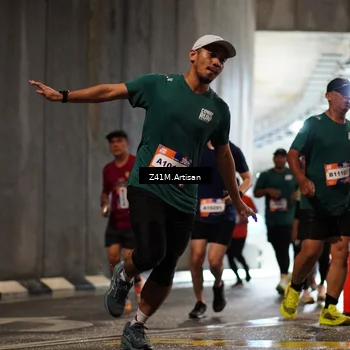 Runner Photo 7753087