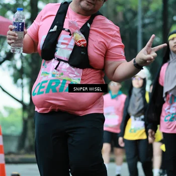 Runner Photo 7753111