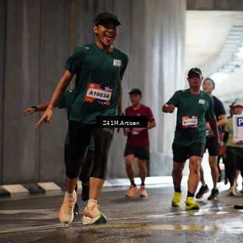 Runner Photo 7753119