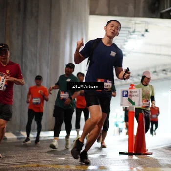 Runner Photo 7753132