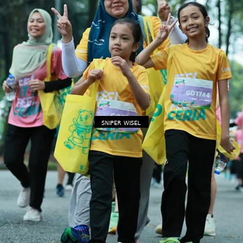 Runner Photo 7753150
