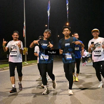 Runner Photo 7753158