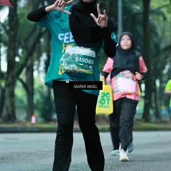 Runner Photo 7753160