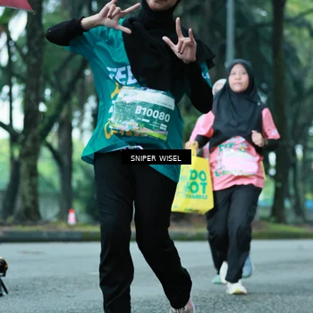 Runner Photo 7753164