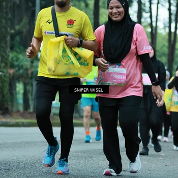 Runner Photo 7753165