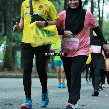 Runner Photo 7753172