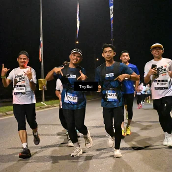 Runner Photo 7753181