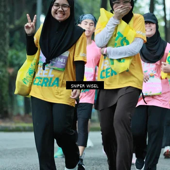 Runner Photo 7753184