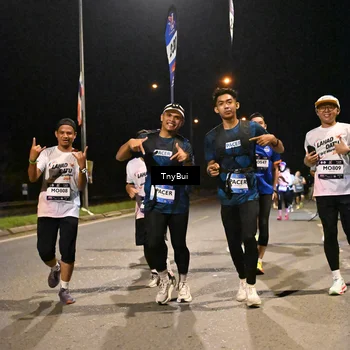 Runner Photo 7753190