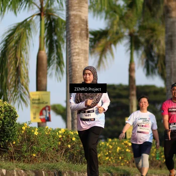 Runner Photo 7753200