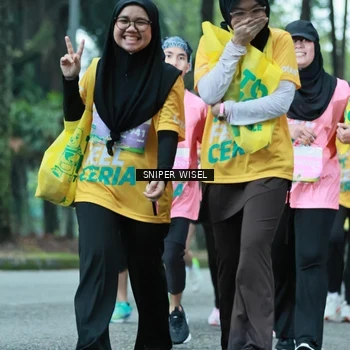 Runner Photo 7753204