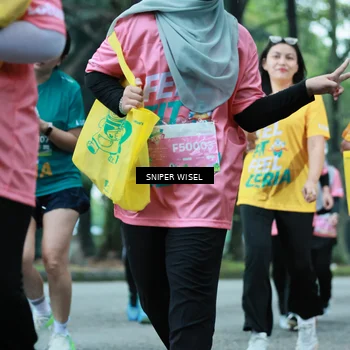 Runner Photo 7753210