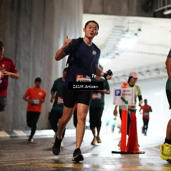 Runner Photo 7753211