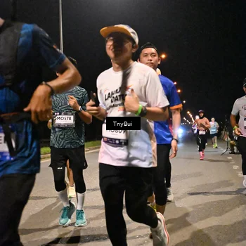 Runner Photo 7753230