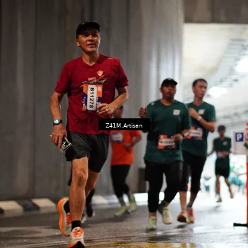 Runner Photo 7753242