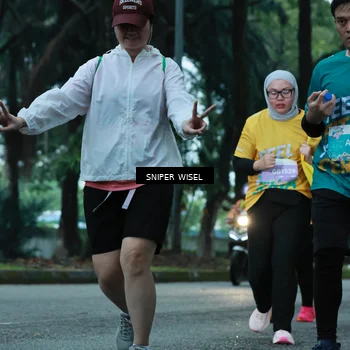 Runner Photo 7753250