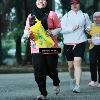 Runner Photo 7753260