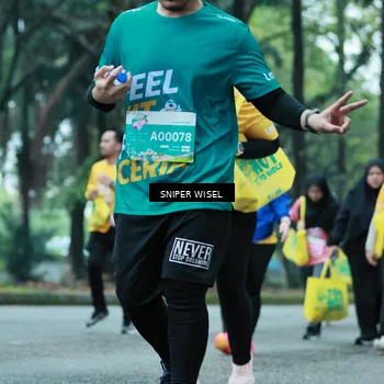 Runner Photo 7753261