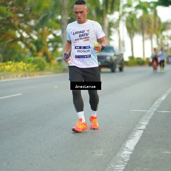Runner Photo 7753294