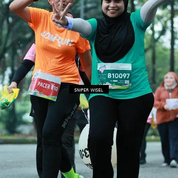Runner Photo 7753298