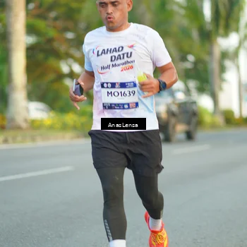 Runner Photo 7753308