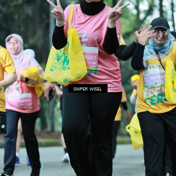 Runner Photo 7753369