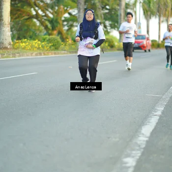 Runner Photo 7753377