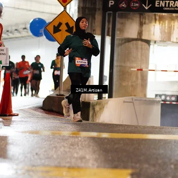 Runner Photo 7753379