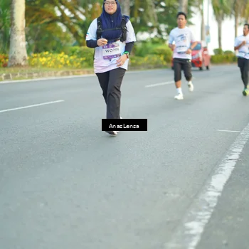 Runner Photo 7753399