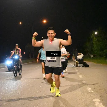 Runner Photo 7753400