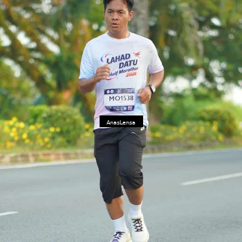 Runner Photo 7753418