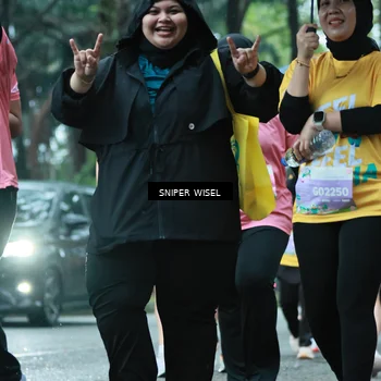 Runner Photo 7753455