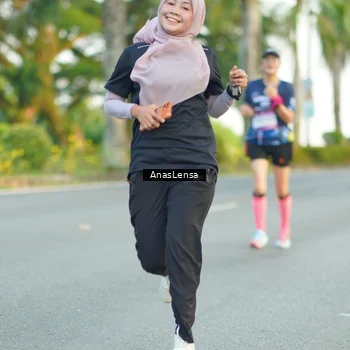 Runner Photo 7753483