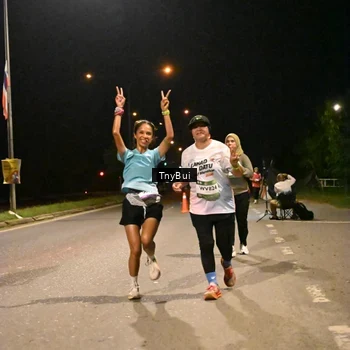 Runner Photo 7753505