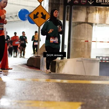 Runner Photo 7753528